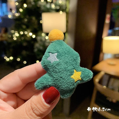Christmas cartoon brooch